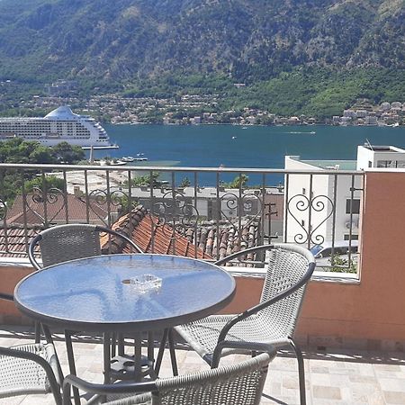 Apartments Krivokapic Kotor Luaran gambar